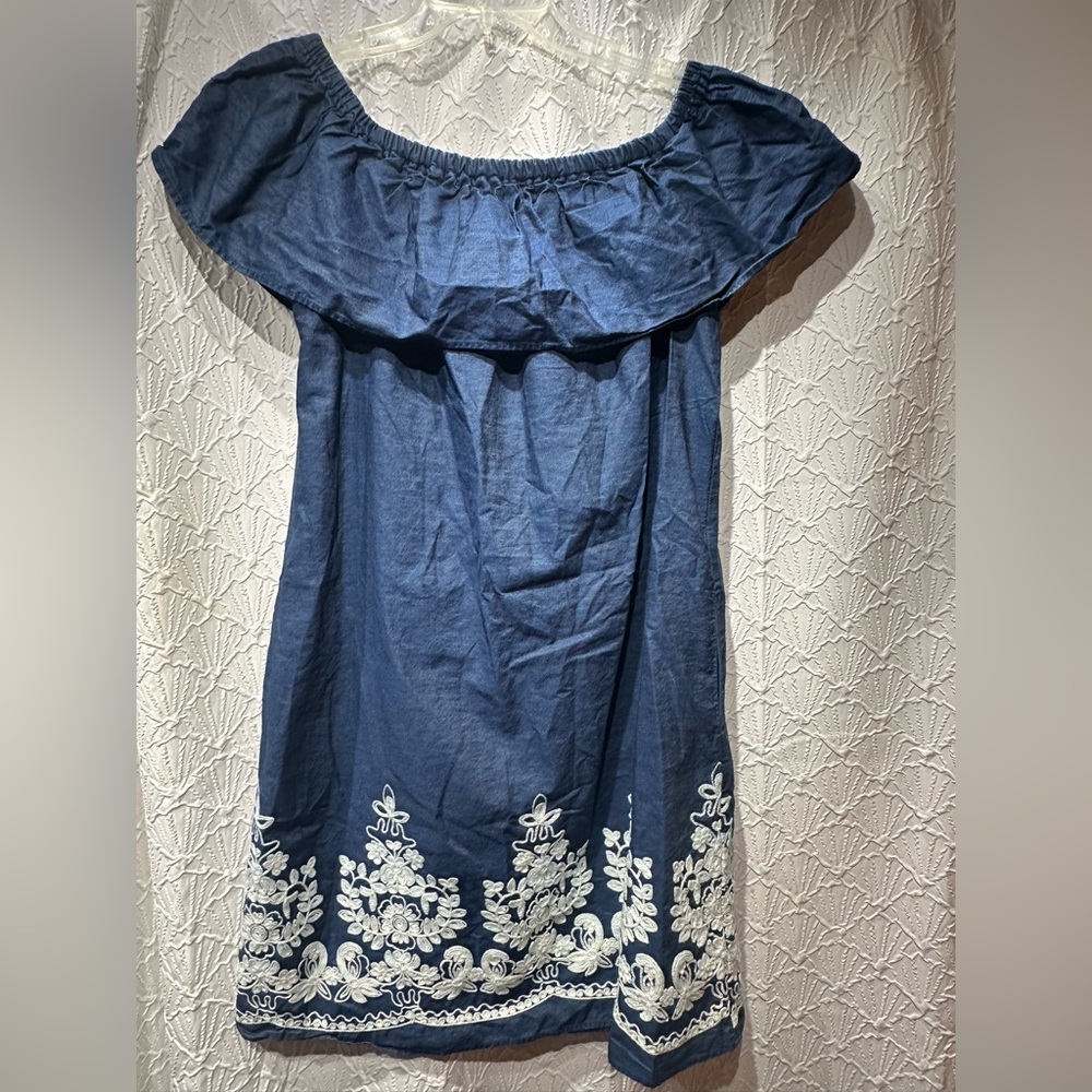 Westport 1962 Lightweight Scoop Neck Midi Relaxed Fit Dress w/ Embroidery Large